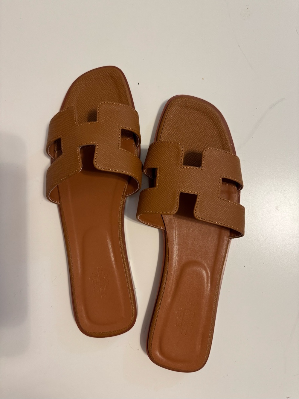 Luxury inspired brown slip on sandals size US 9 - Picture 2 of 5